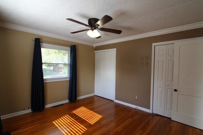 Photo - Award winning schools. Stunning home. Centrally Located.