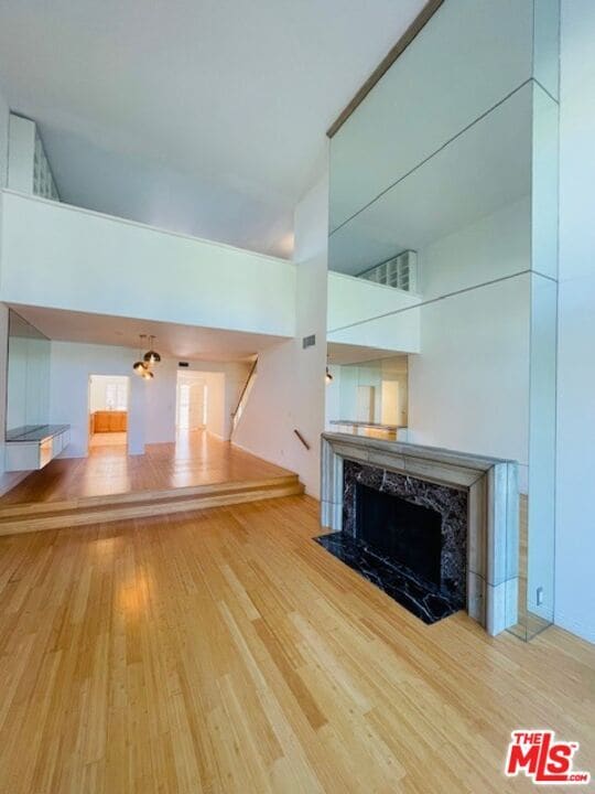 Photo - 4338 Redwood Ave