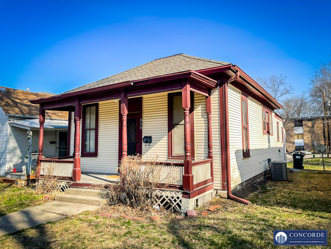 Quaint 2 Bedroom Home - Quaint 2 Bedroom Home