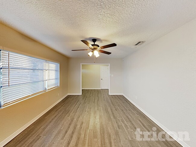 Photo - 4011 W Nassau St