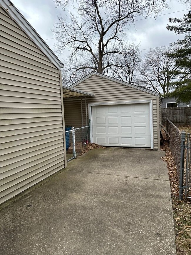 Photo - 3 Bedroom 1 Bathroom 1250.00