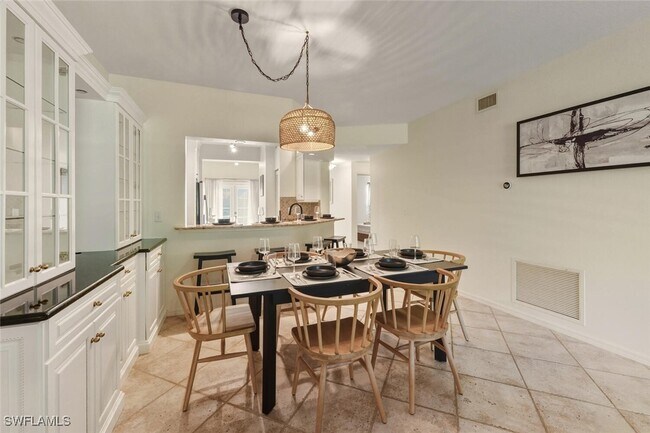 Photo - 871 Tanbark Dr Unit 102