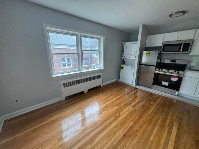 Photo - 56-Village Court Apartments, LLC