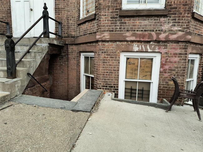 Photo - 22 Gidney Ave Apartment Unit Lower level