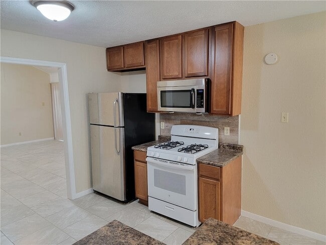 Photo - 4011 Windswept Dr