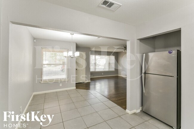 2502 Costa Mesa Dr