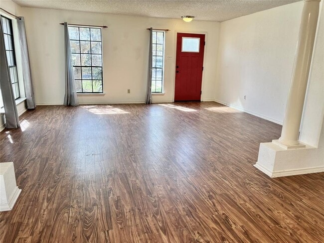 Photo - 2707 Buckeye Trail