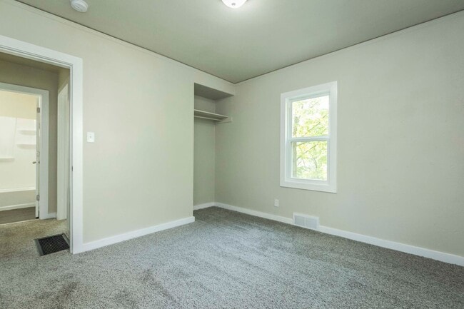 Photo - 2 Bedroom for Rent in Des Moines