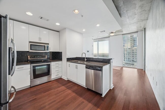 Photo - 360 Nueces St Unit 4008