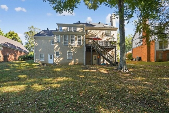 Photo - 641 Belgrave Ln