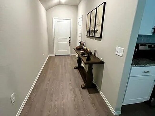 Photo - Gorgeous 3 Bedroom/ 2 Bath Ranch Home / Immaculate / Upgrades Galore / Attention To Detail