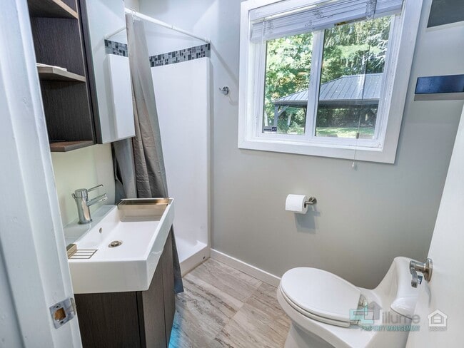 Photo - Charming 3-Bedroom Home in a Quiet Cul-de-Sac