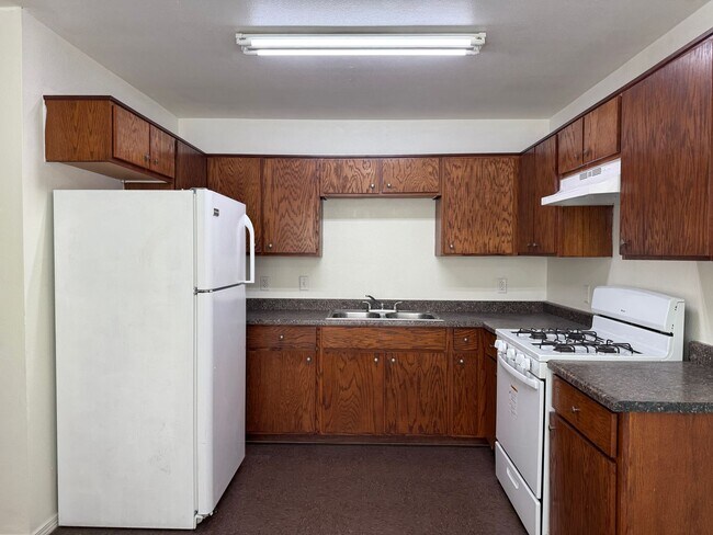 Photo - Diana Drive Apartments