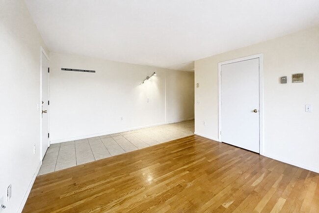 Photo - 172 River St Unit A5
