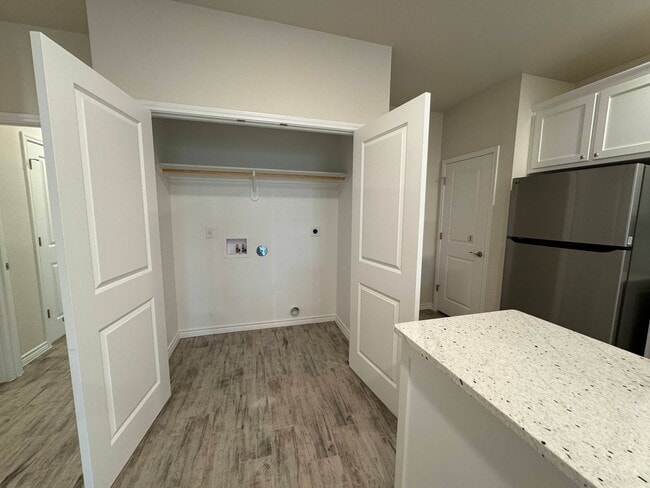 Photo - 5106 Rose Petal Ct