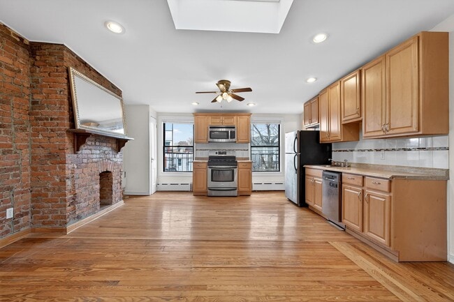 Photo - 216 Newark Ave Unidad 4