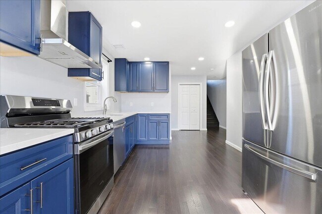 Photo - 225 Freeman Ave Unidad 2