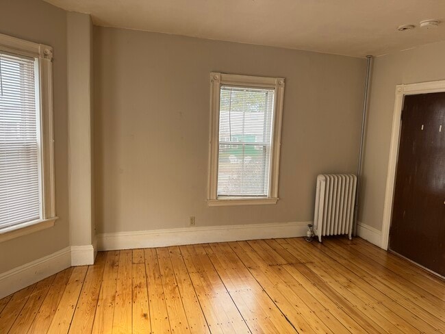 Photo - 135 Lynde St Unit 1