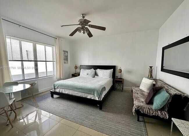 Photo - 3700 Collins Ave Unit S-306