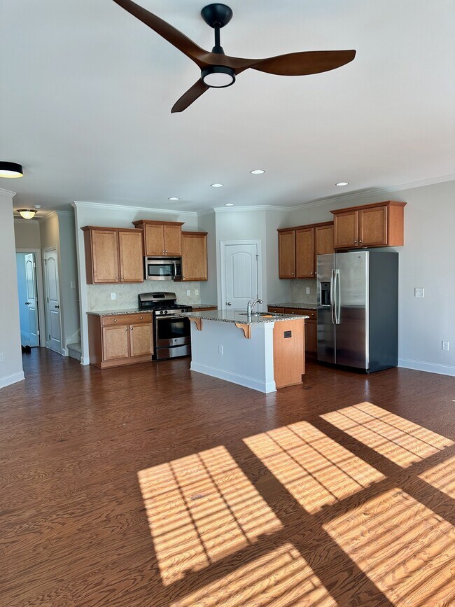 Kitchen - 7637 Weathered Oak Way