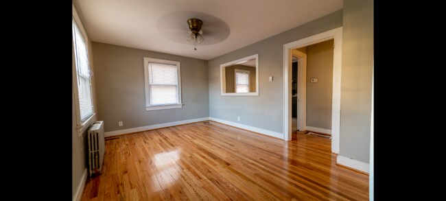 Photo - 1145 Lindsay St