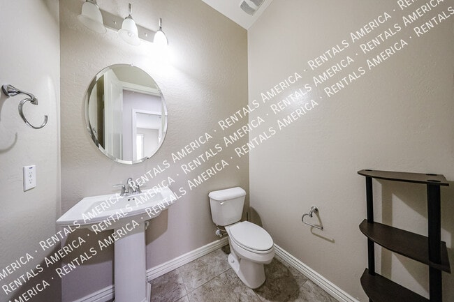 Photo - 3375 E Balsam Dr