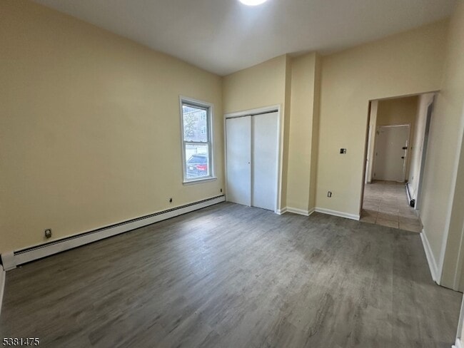 Building Photo - 22 2nd Ave Rental