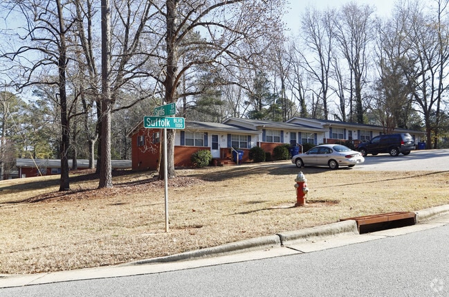 Photo - Carolina Terrace Apartments
