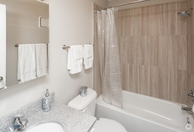 2BR, 2BA - 1200 SF