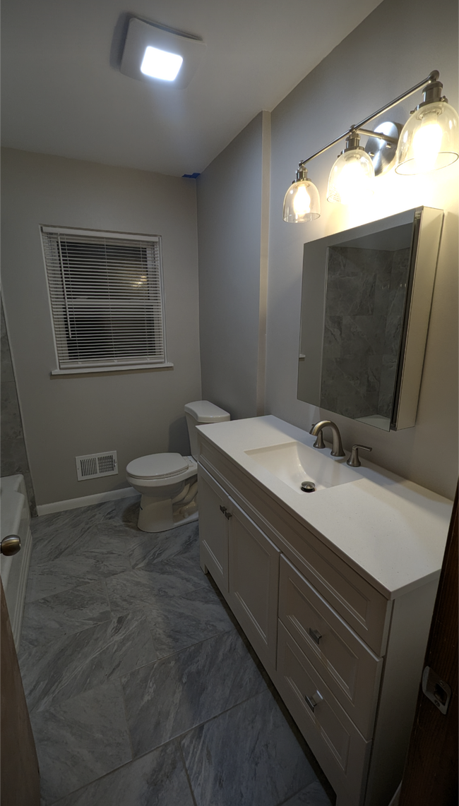 Photo - 19430 Dequindre St