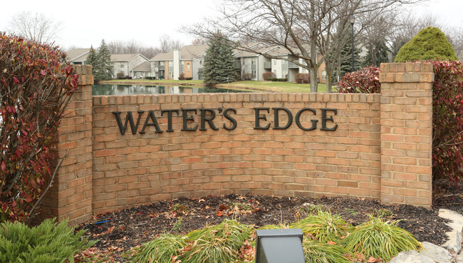 Water's Edge Apartments - Water's Edge Apartments