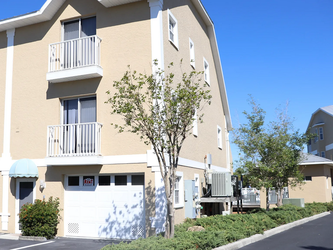 Photo - 1954 Oregon Trl Townhome