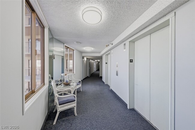 Photo - 205 E Harmon Ave Unit 405