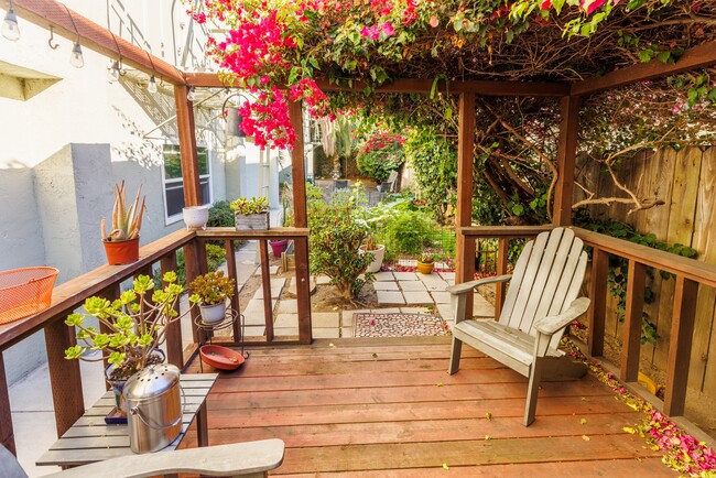 Photo - Park Regent Apartments