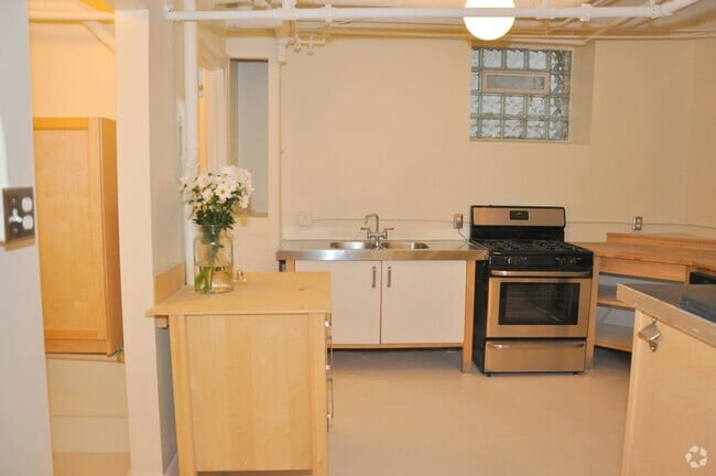 Building Photo - Pillsbury Unit 1 Rental