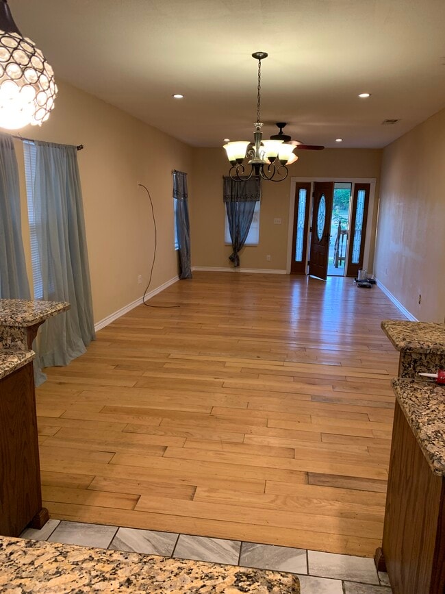 Photo - 503 W Mesquite Ave