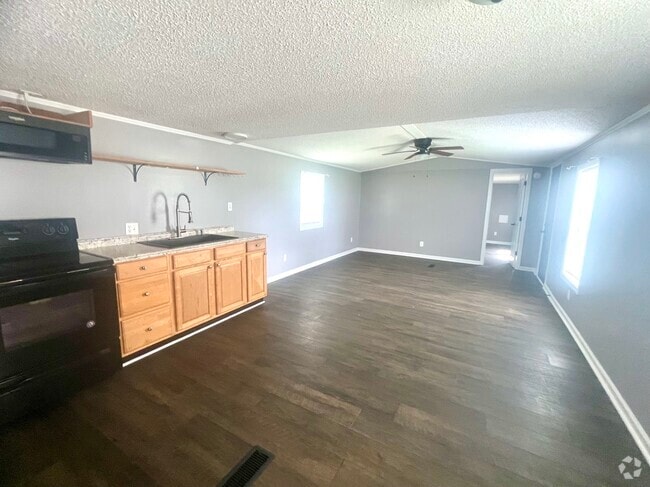 Open kitchen/living room - 1395 Old Pink Hill Rd Rental