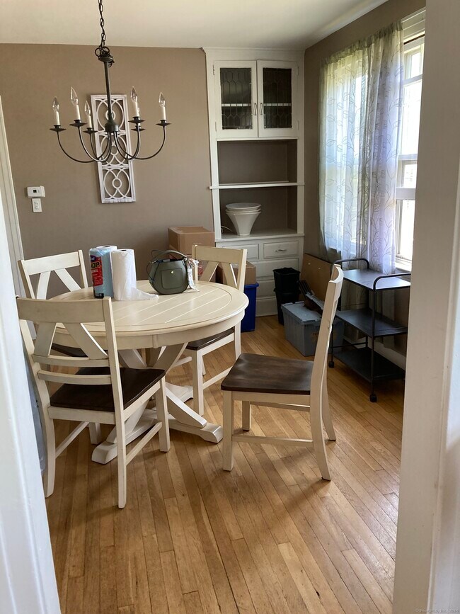 Photo - 75 Lancaster Rd