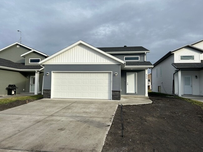 Photo - Modern 4-Bedroom Home in Moorhead