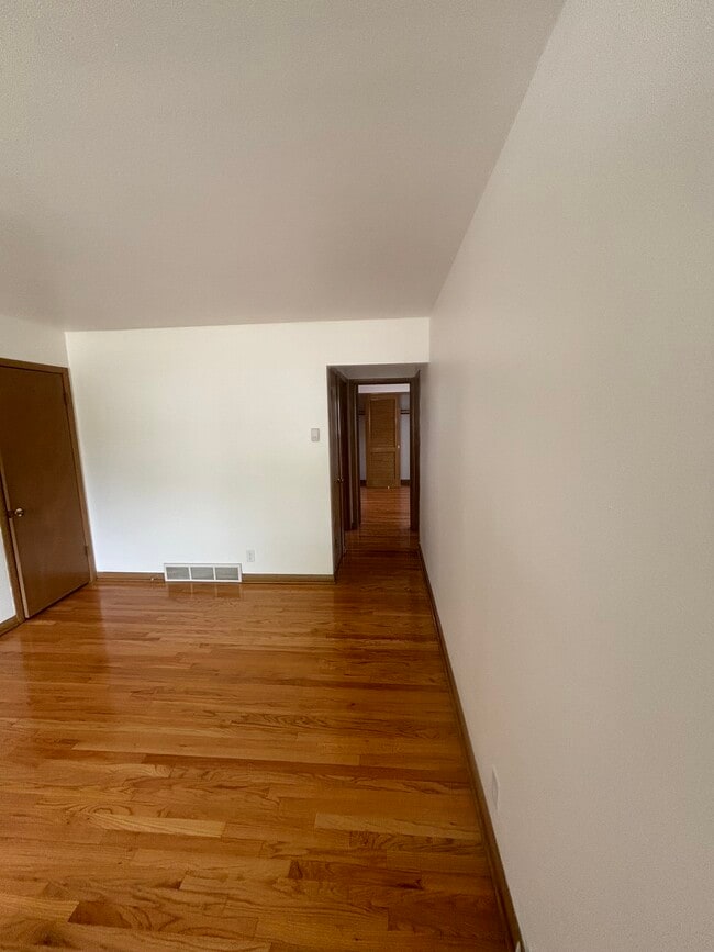 Photo - 9101 W Morgan Ave Unidad Apartment 4