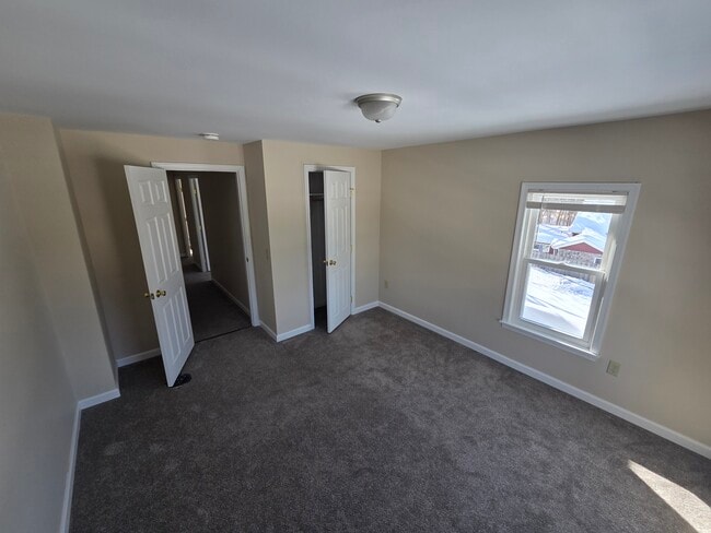 Photo - 111 Fairview St