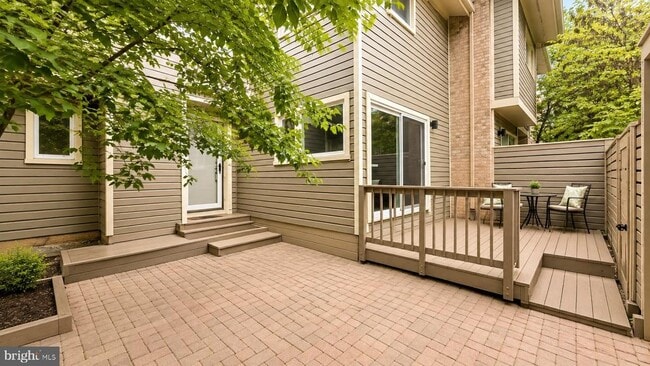 Photo - 1959 Lakeport Way