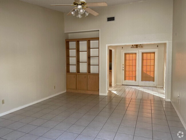 Building Photo - 709 Nightingale Ave Unit D Rental