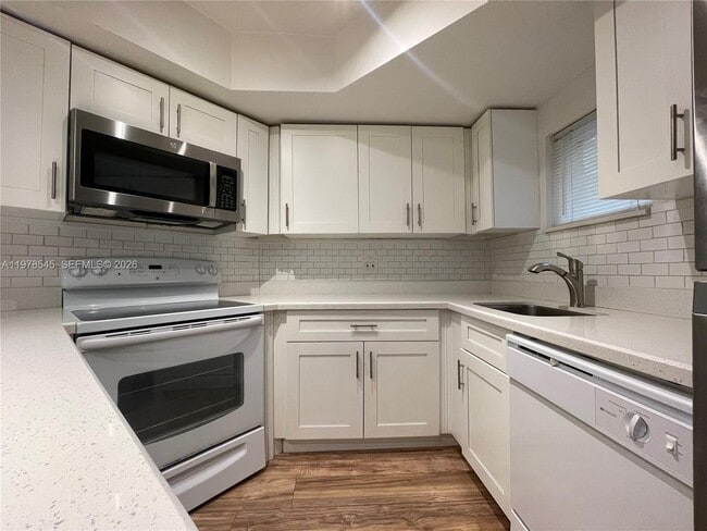 Photo - 8323 Lake Dr Unit 108