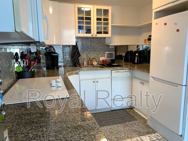 Photo - 225 Queen St Unit #23E