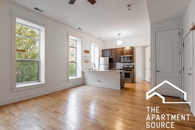Building Photo - 1651 S Throop St Unit 2E