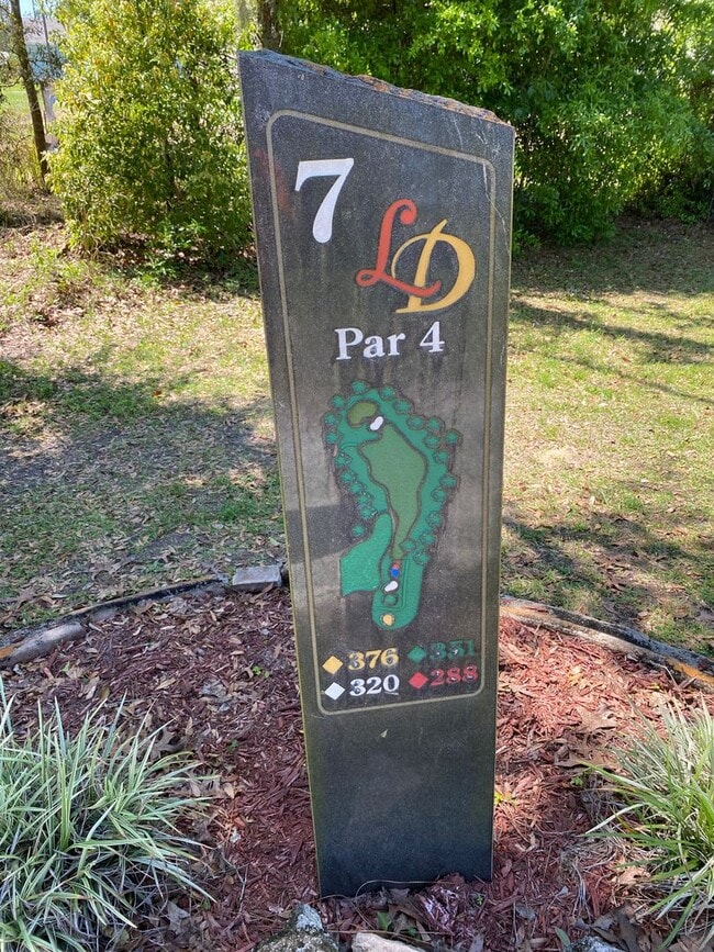 Photo - NOT AVAILABLE TO SHOW UNTIL MID APRIL Desirable Lake Diamond Subdivision 4/2/2 **Won't Last*