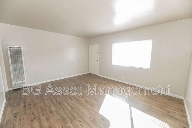 Photo - 22815 Grand St Unit 17