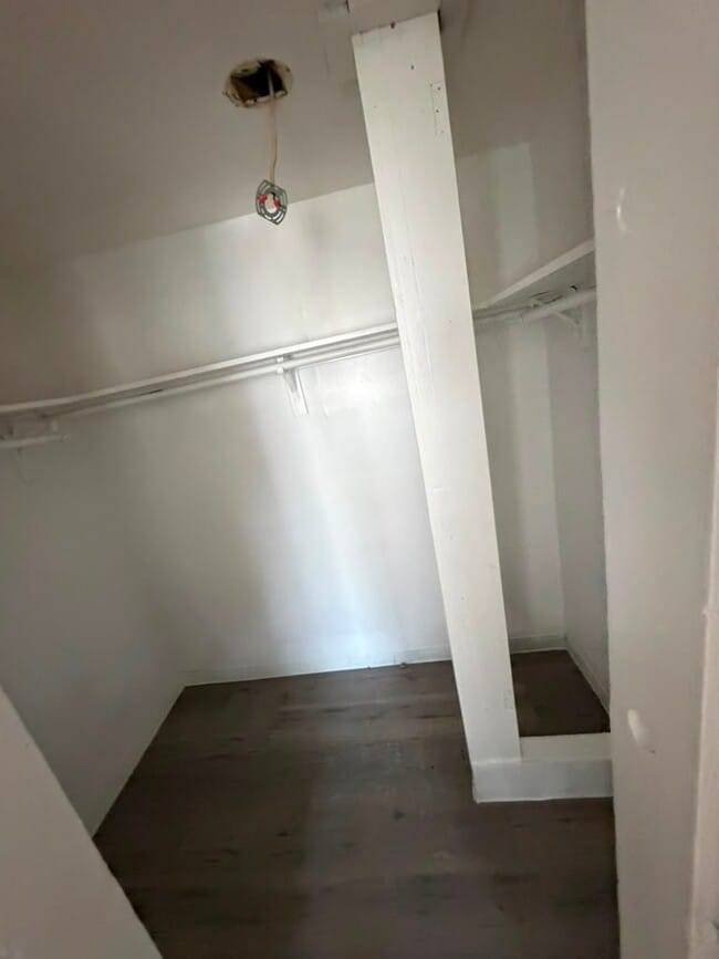 341 Myrtle Ave Unidad 1BR