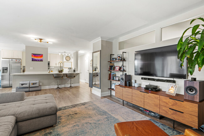 Photo - 300 Winston Dr Condo Unit L8